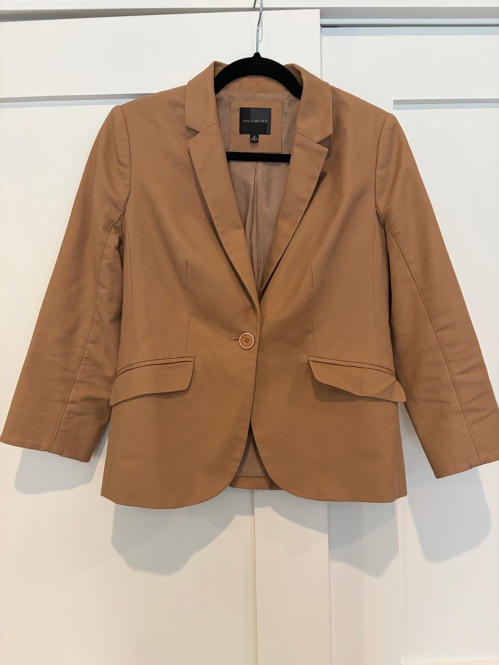 Limited Camel Tailored Blazer - Women's Single-Button Jacket